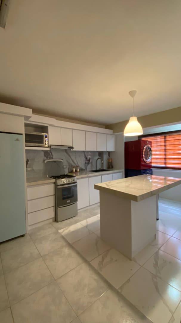 Apartamento en Edificio Karla Patricia, foto 3 de 6