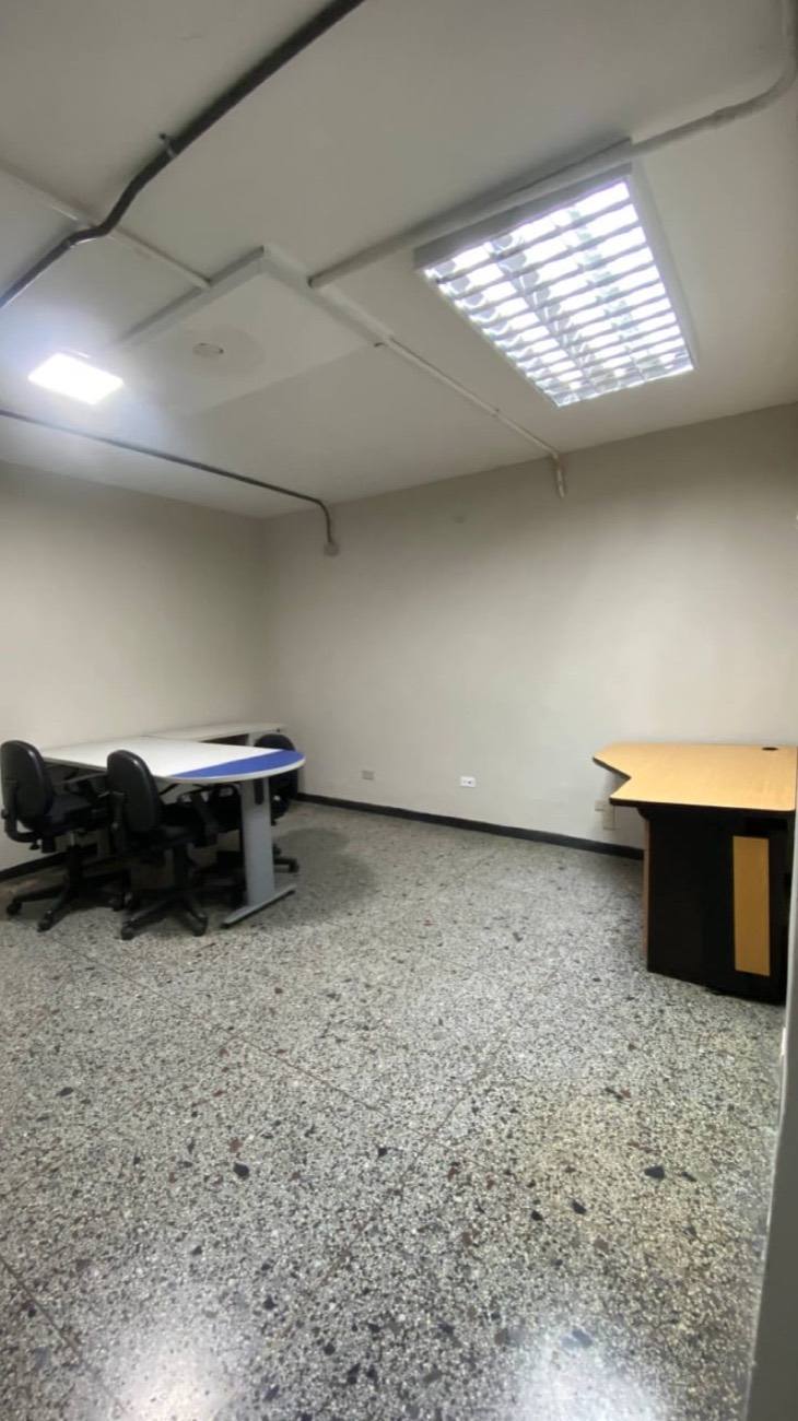 Oficinas en Urb. La Estrella, foto 9 de 18